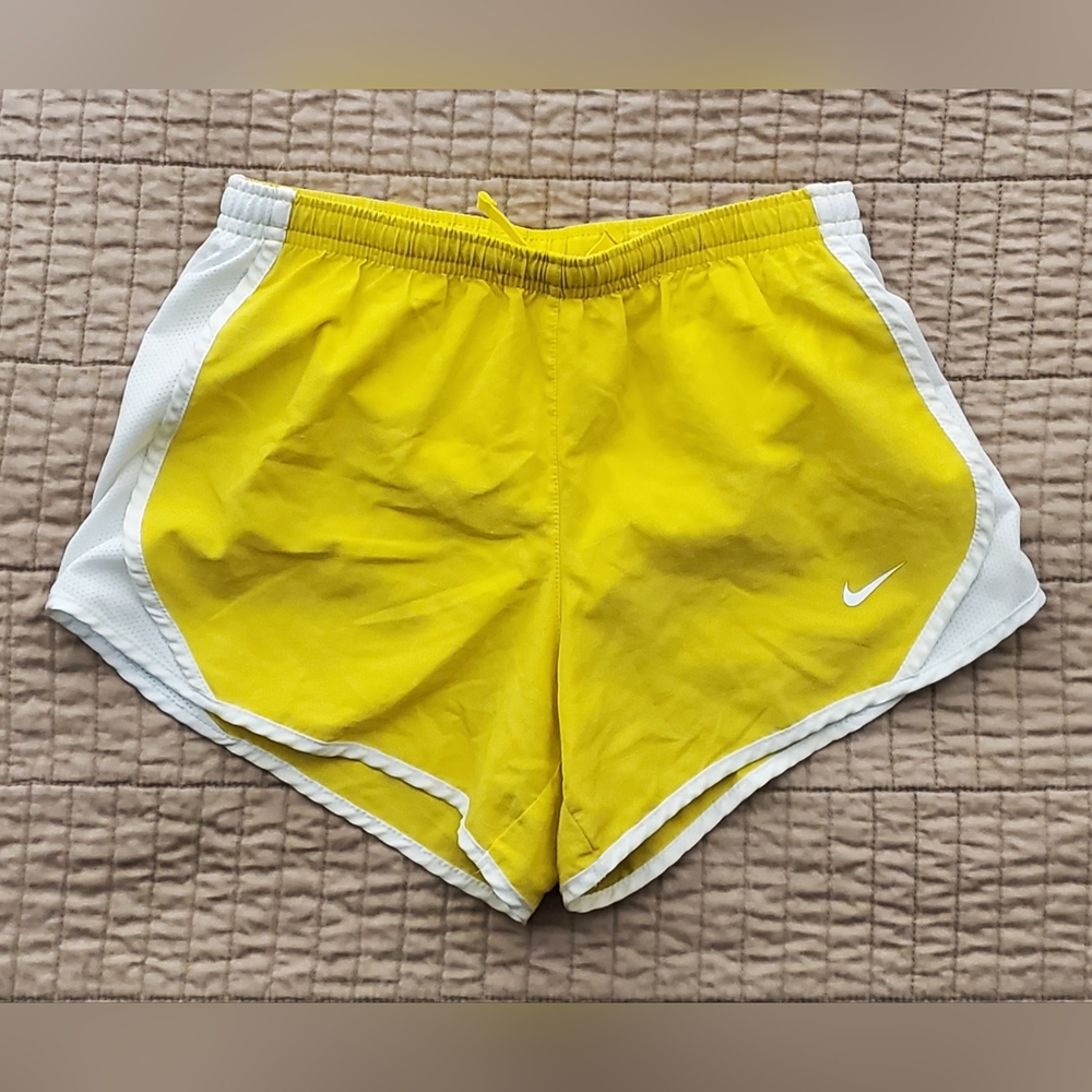 Nike Athletic Shorts - Yellow - Size Girl's Medium